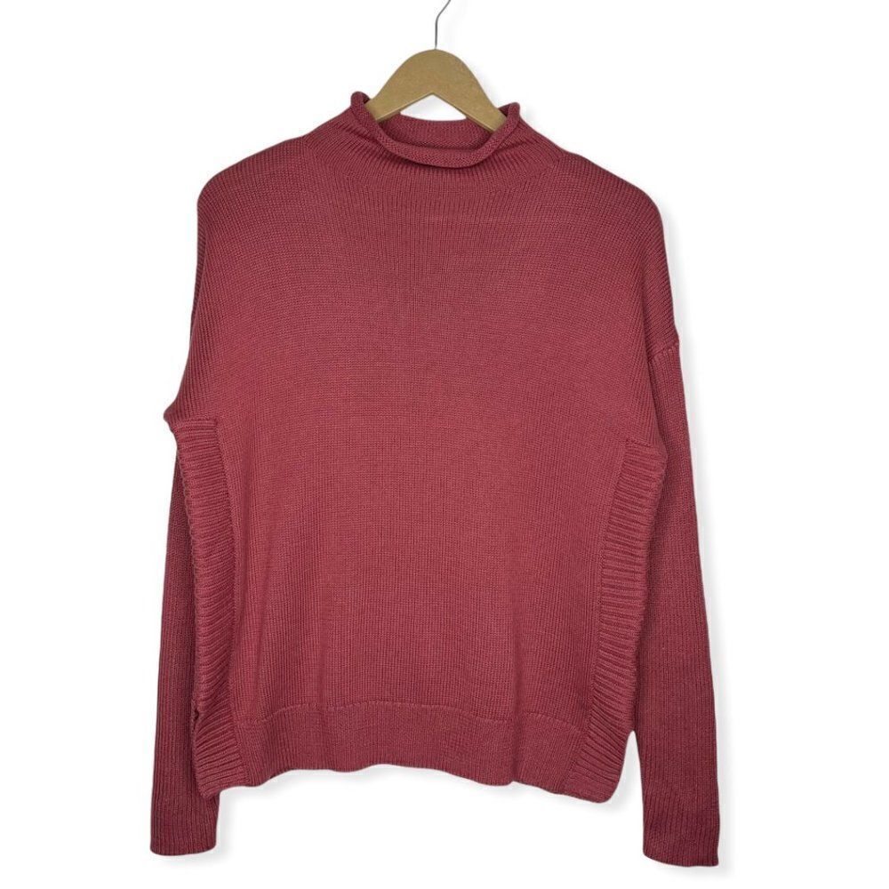 TAHARI Mock Neck Contrast Knit Sweater 